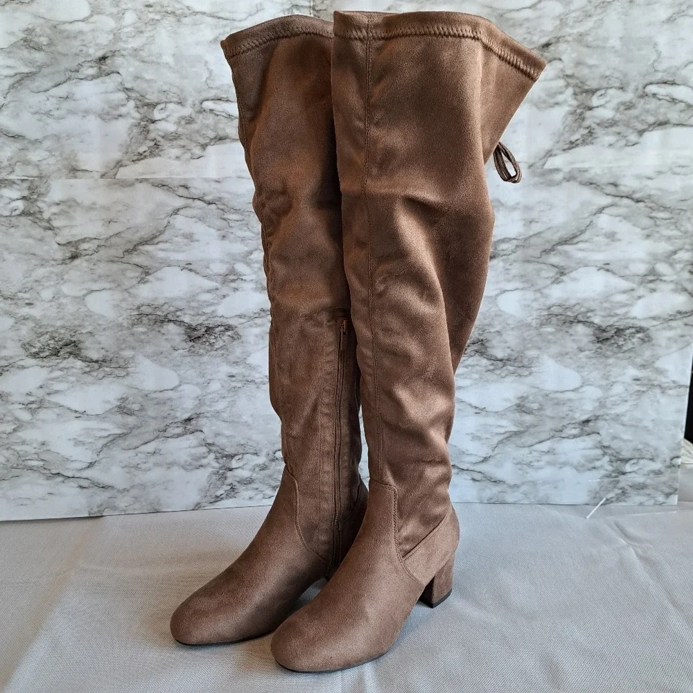 N/A women taupe